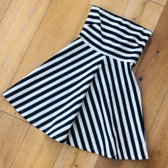 The Limited Dresses & Skirts - The Limited bold stripe navy strapless dress SP